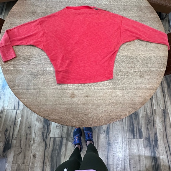 We The Free Washed Red Boatneck Dolman Sleeve Nikala Sweatshirt medium - Picture 4 of 16